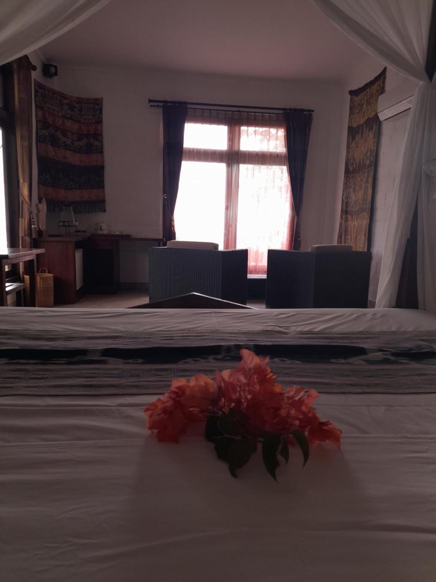 Sumba Nautil Resort Deke Exterior photo